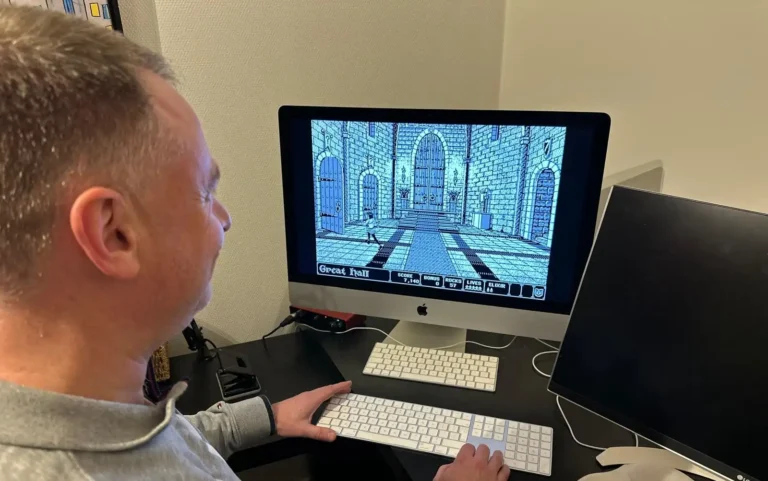 Dark Castle op moderne iMac