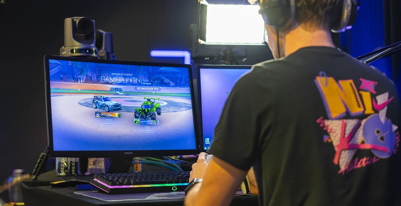 headerLau